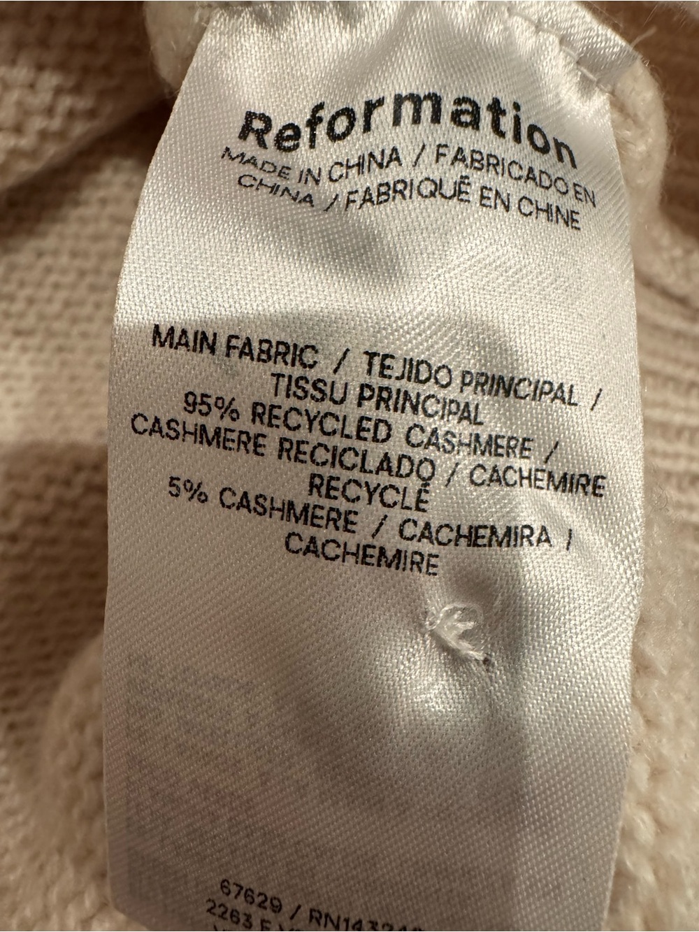 Reformation Two-Tone Polo Cashmere Sweater in Black and Cream size Medium - Picture 4 of 5